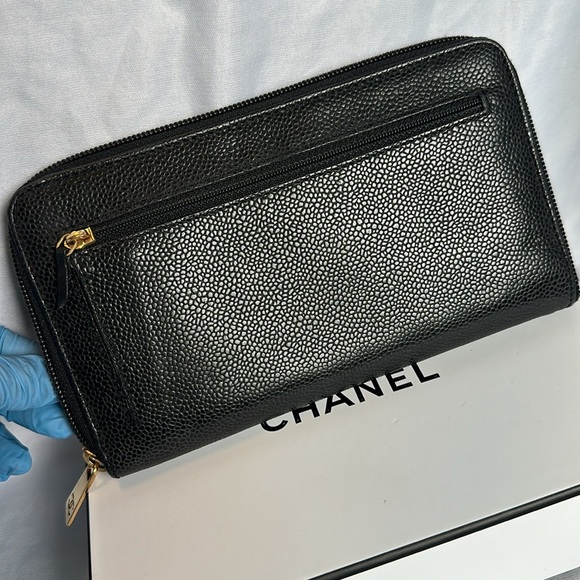 CHANEL VINTAGE 2000 CC BLACK CAVIAR LONG ZIPPY WALLET/GOLD HRDWR GOOD COND/ITALY - Picture 4 of 12